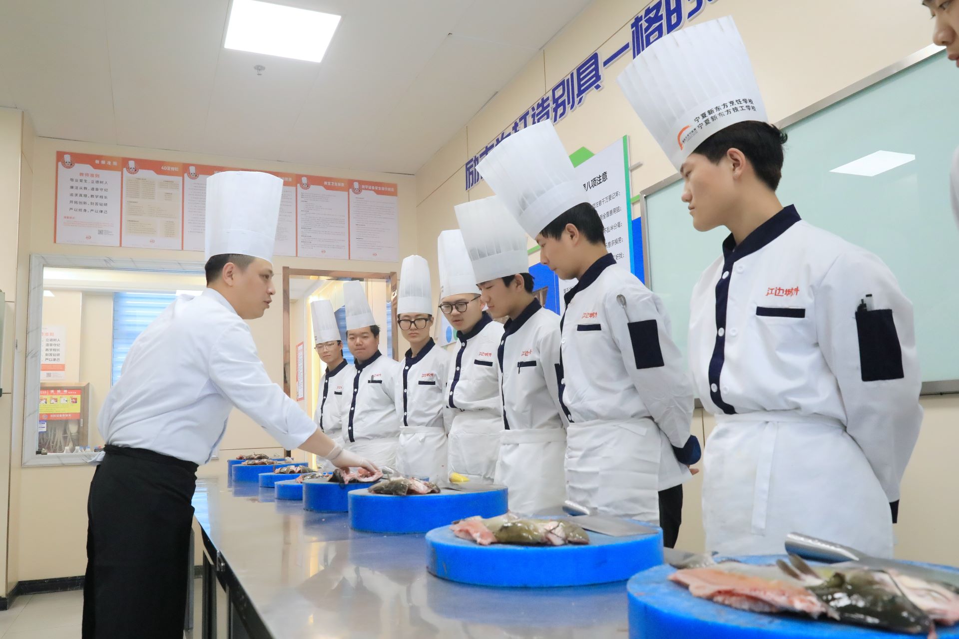 宁夏新东方学校专业教学五大优势